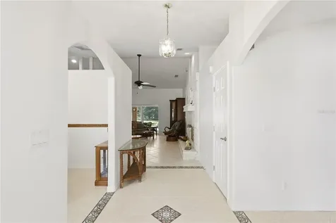 19113 Quinlan Street Orlando FL 32833