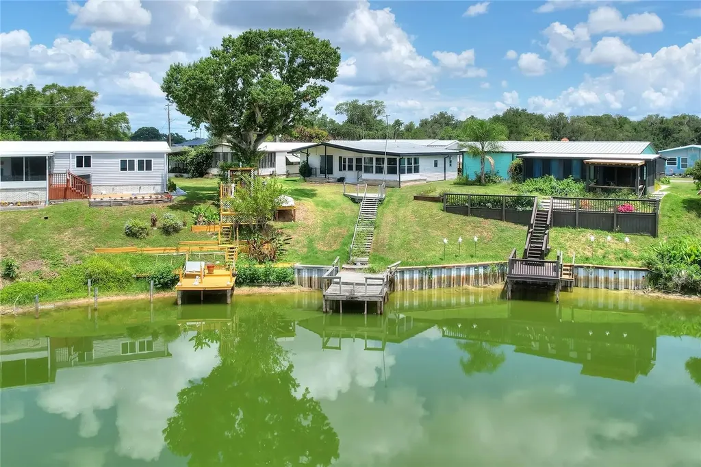 2055 S Floral Avenue Bartow FL 33830