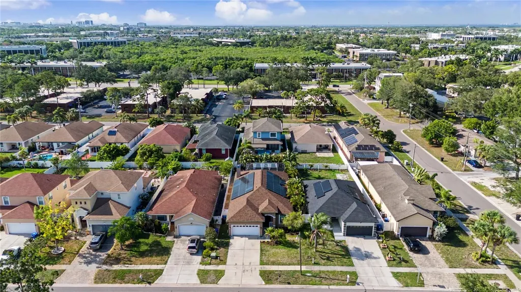 719 92nd Avenue N St Petersburg FL 33702