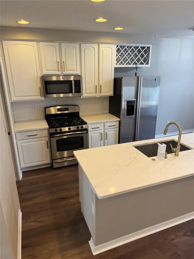 11543 Fountainhead Drive Tampa FL 33626
