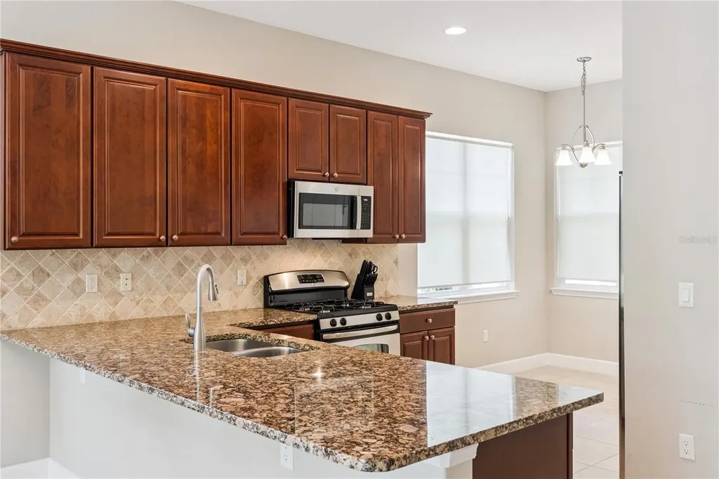 430 Cypress Hills Way Deland FL 32724