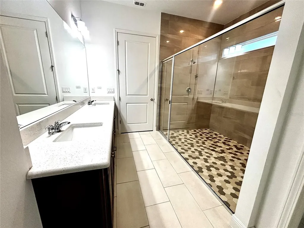 13456 Laxness Street Orlando FL 32827