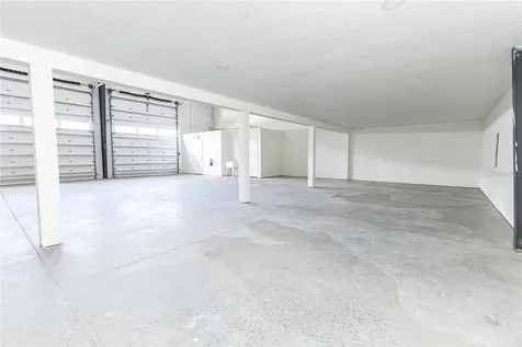 11089 N Us Highway 301 Oxford FL 34484