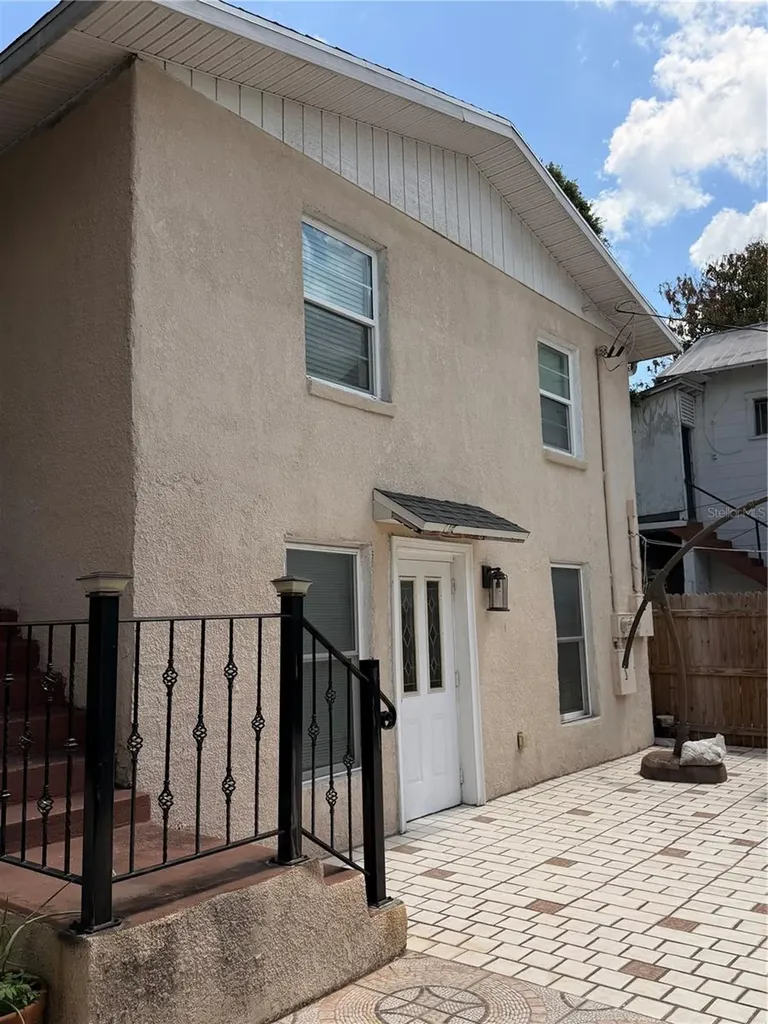 1212 E Columbus Drive Tampa FL 33605