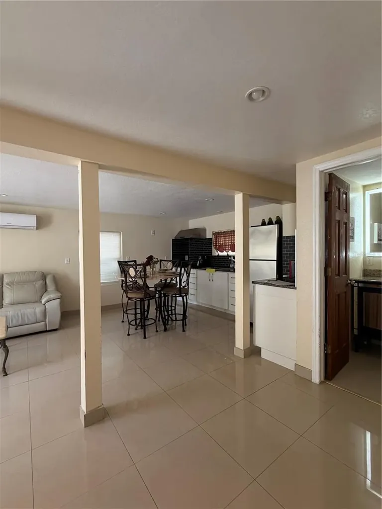 1212 E Columbus Drive Tampa FL 33605