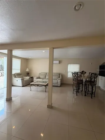 1212 E Columbus Drive Tampa FL 33605