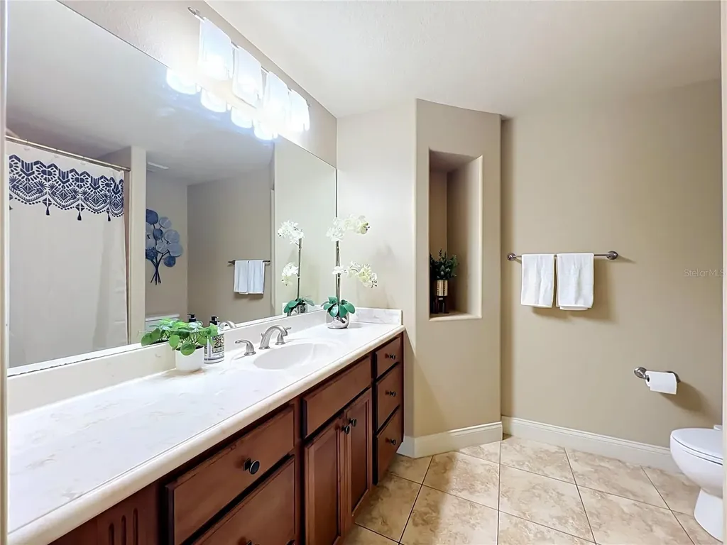 806 Johns Point Drive Winter Garden FL 34787