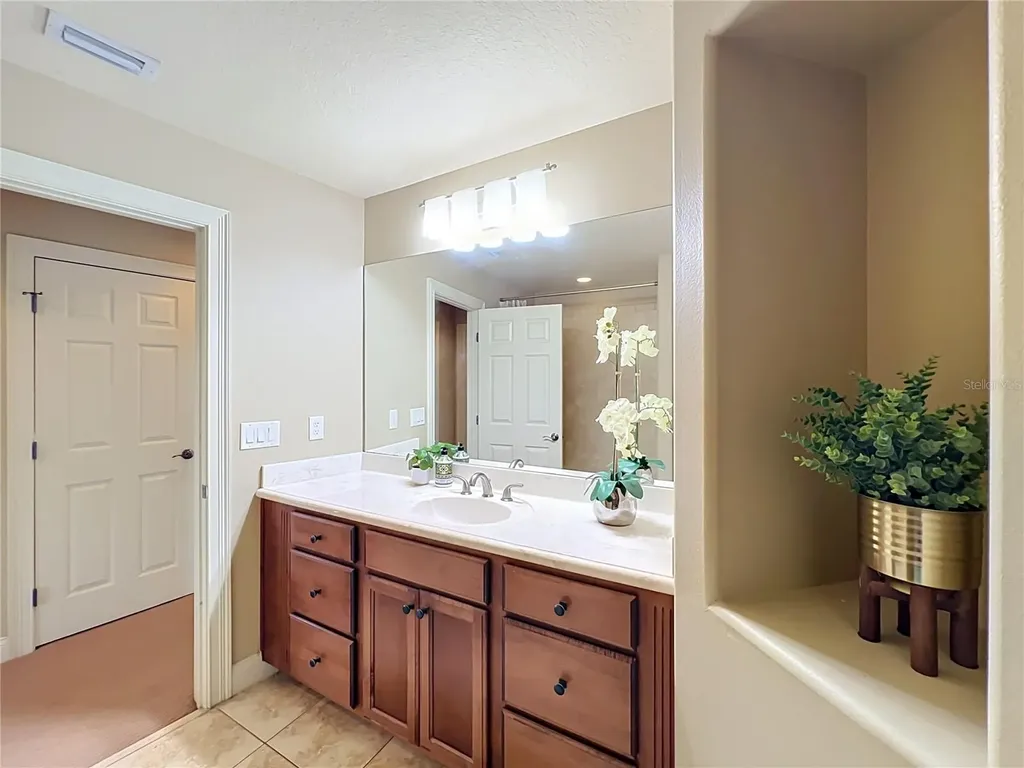 806 Johns Point Drive Winter Garden FL 34787