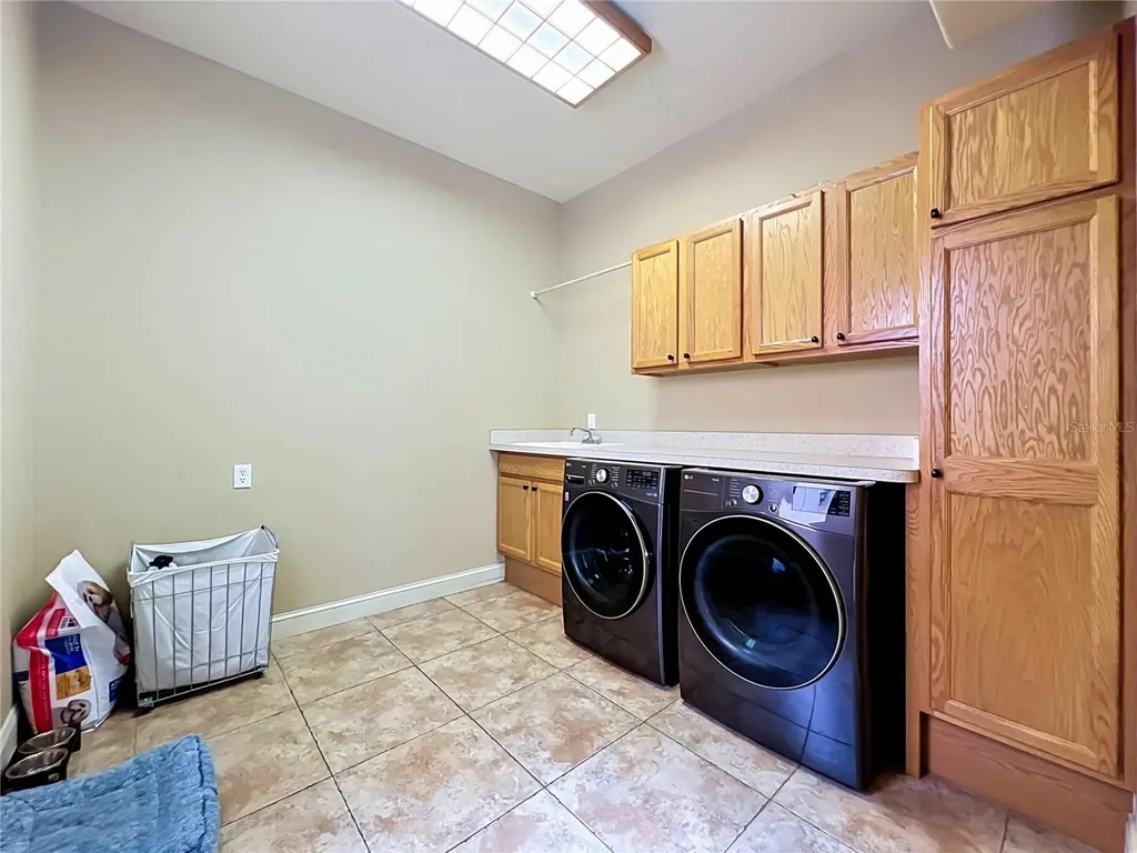 806 Johns Point Drive Winter Garden FL 34787