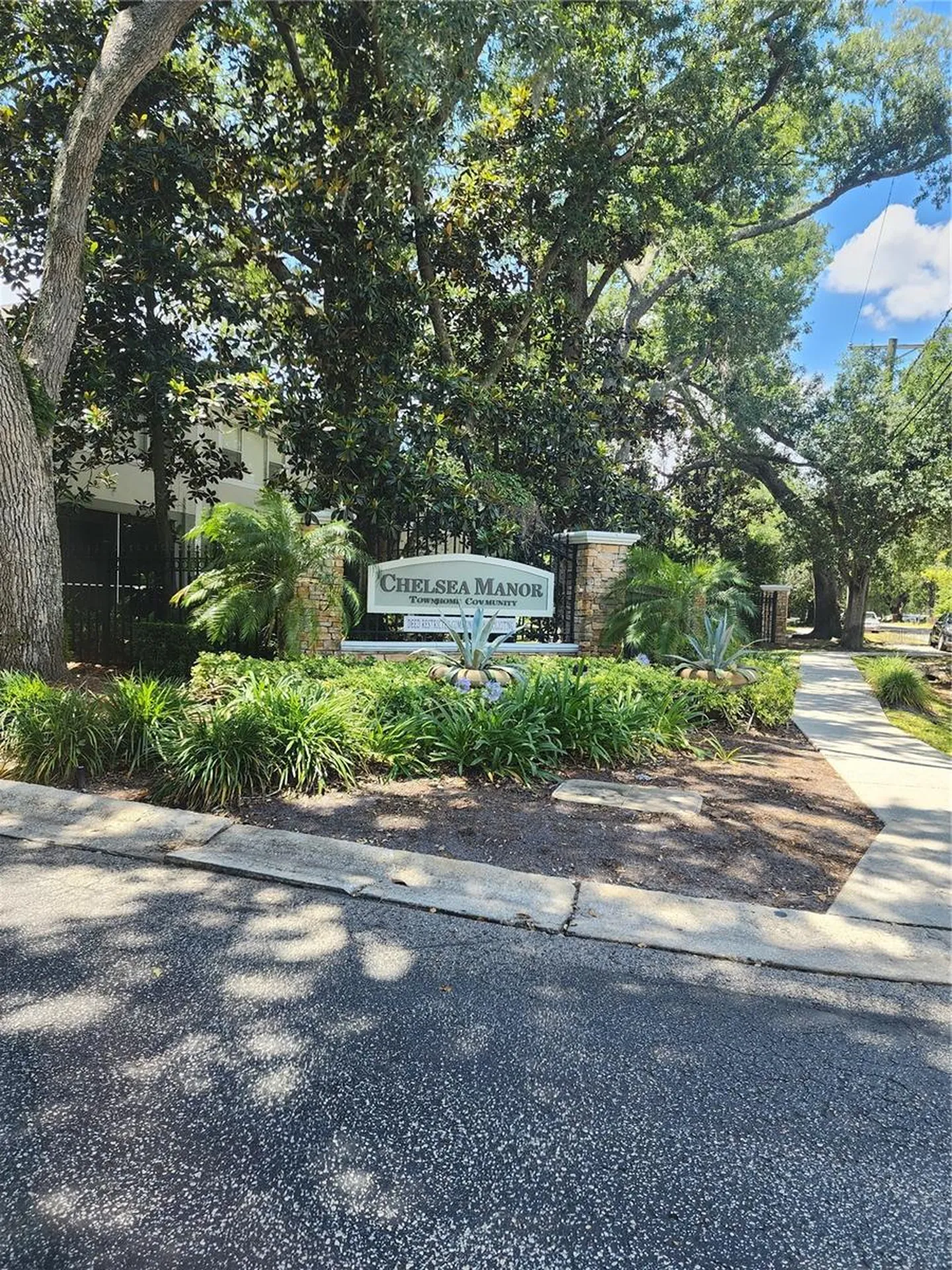 2102 Rottwell Court Brandon FL 33510
