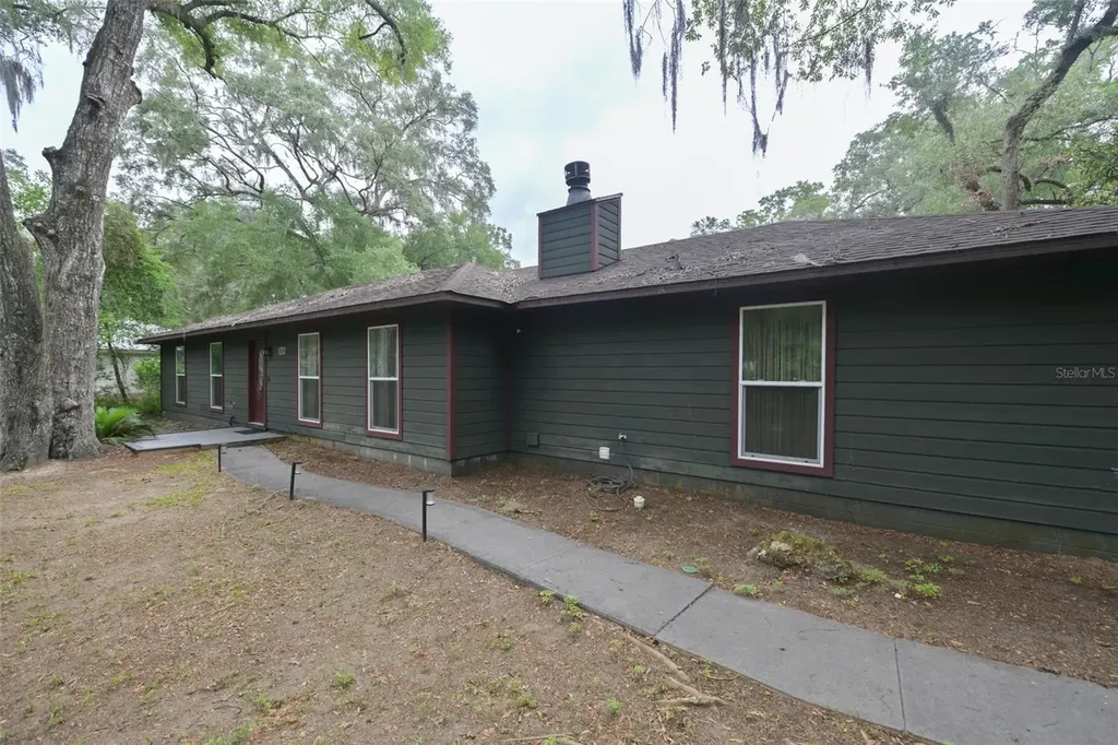7616 SW 10th Avenue Gainesville FL 32607