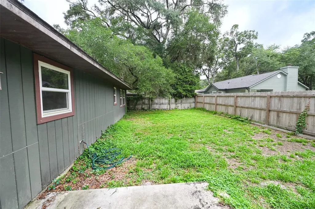 7616 SW 10th Avenue Gainesville FL 32607