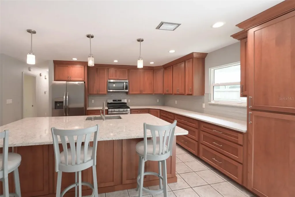 7616 SW 10th Avenue Gainesville FL 32607