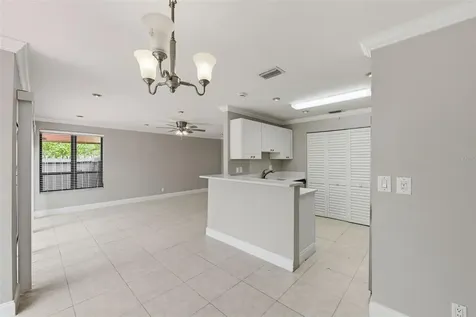 8741 Cleary Boulevard Fort Lauderdale FL 33324