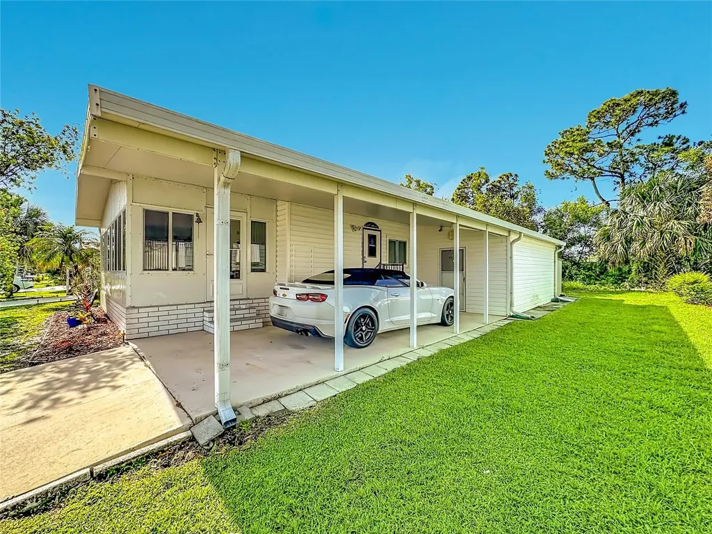 8227 Cinnamon Lane Port St Lucie FL 34952