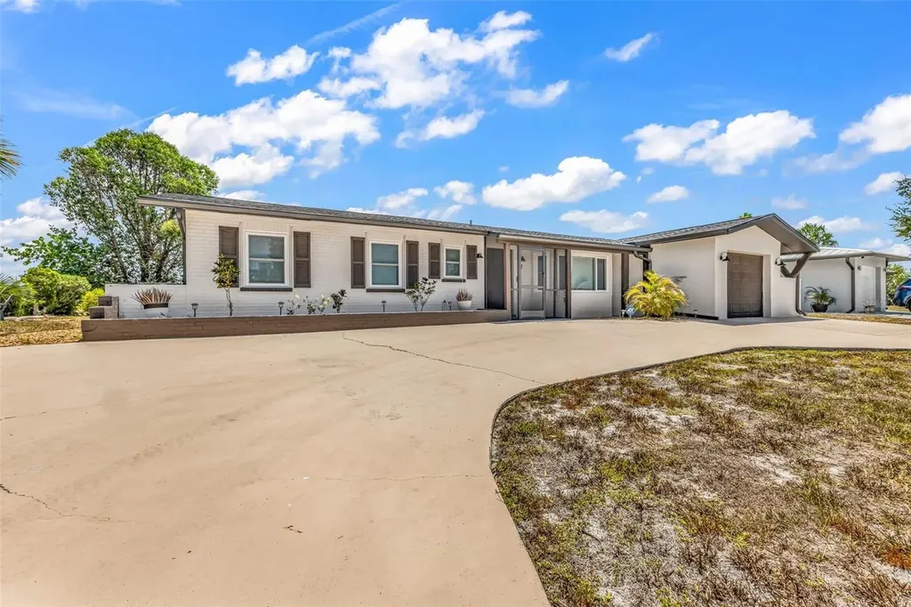82 Rotonda Circle Rotonda West FL 33947