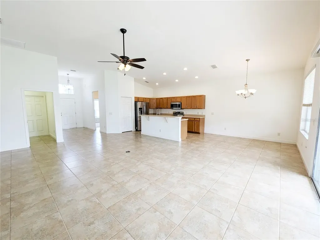 1882 W Angelica Loop Lecanto FL 34461