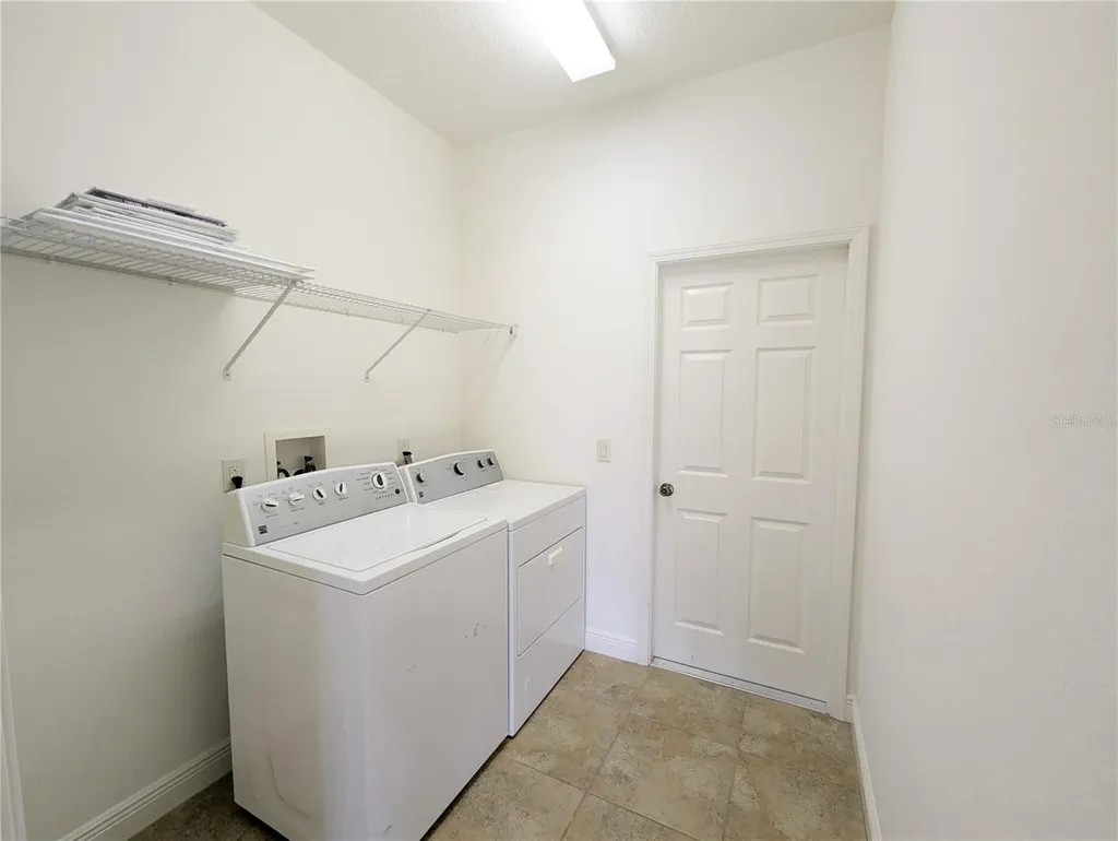 1882 W Angelica Loop Lecanto FL 34461
