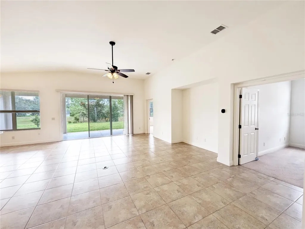 1882 W Angelica Loop Lecanto FL 34461