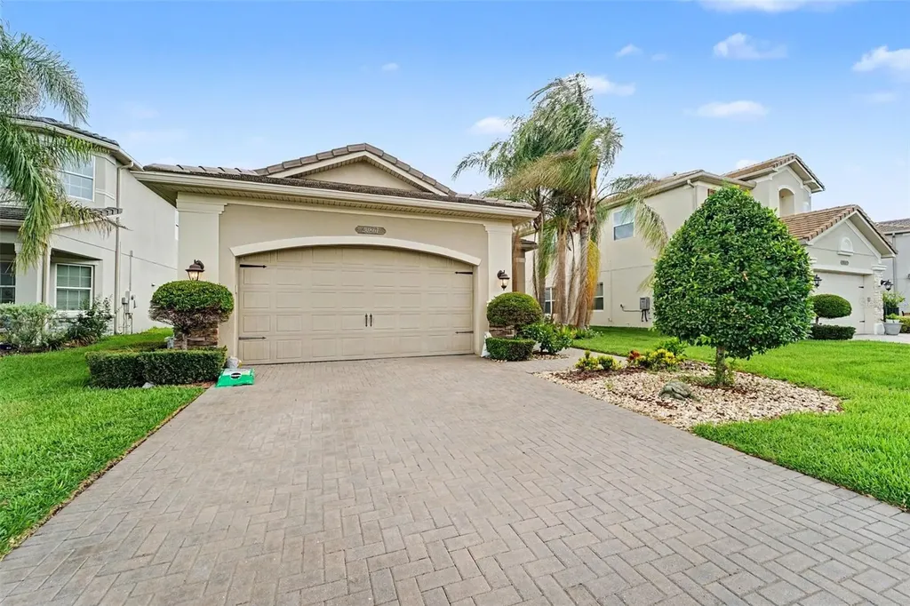 30867 Lindentree Drive Wesley Chapel FL 33543