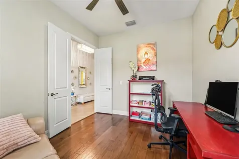 30867 Lindentree Drive Wesley Chapel FL 33543