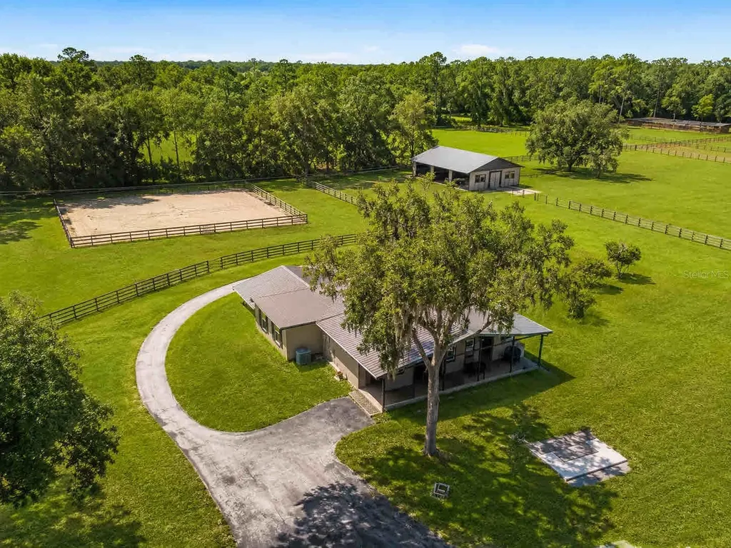 196 NW 100th Avenue Ocala FL 34482