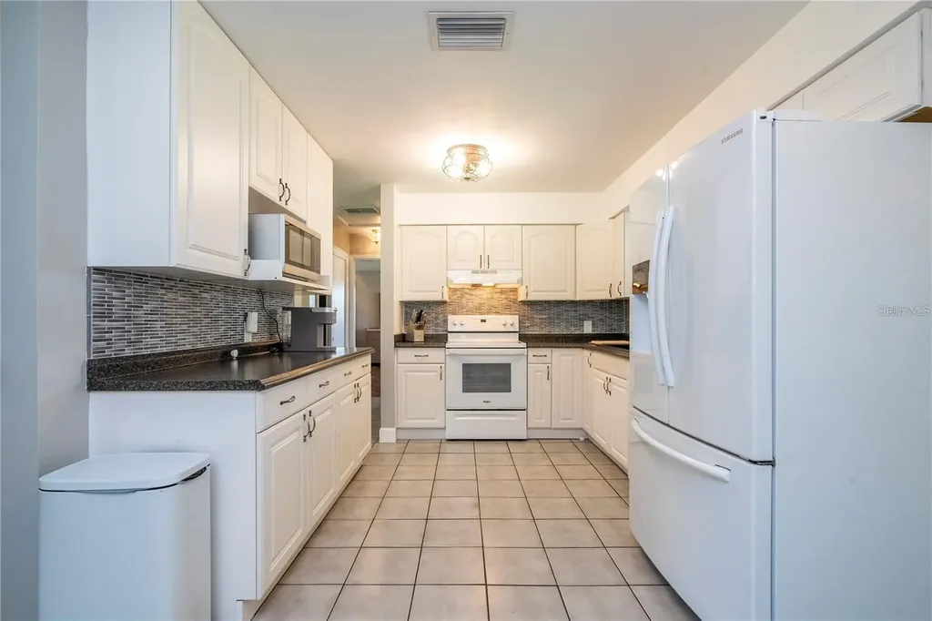 196 NW 100th Avenue Ocala FL 34482