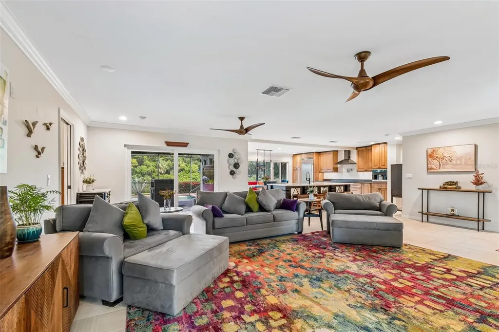725 Del Oro Drive Safety Harbor FL 34695