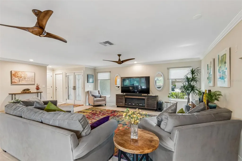 725 Del Oro Drive Safety Harbor FL 34695