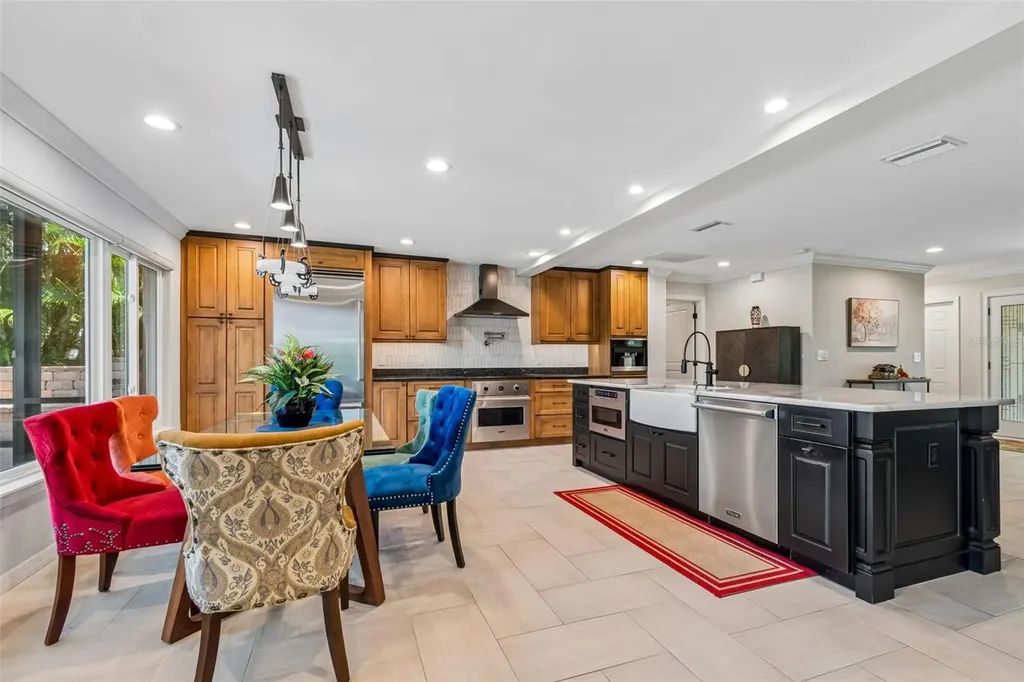 725 Del Oro Drive Safety Harbor FL 34695