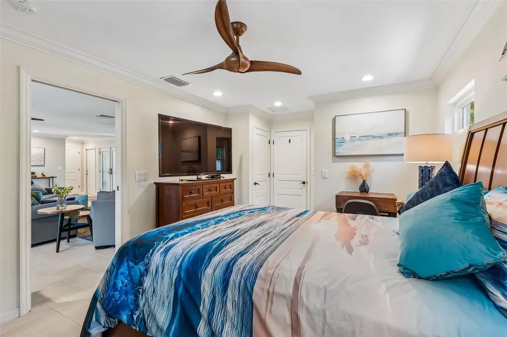 725 Del Oro Drive Safety Harbor FL 34695