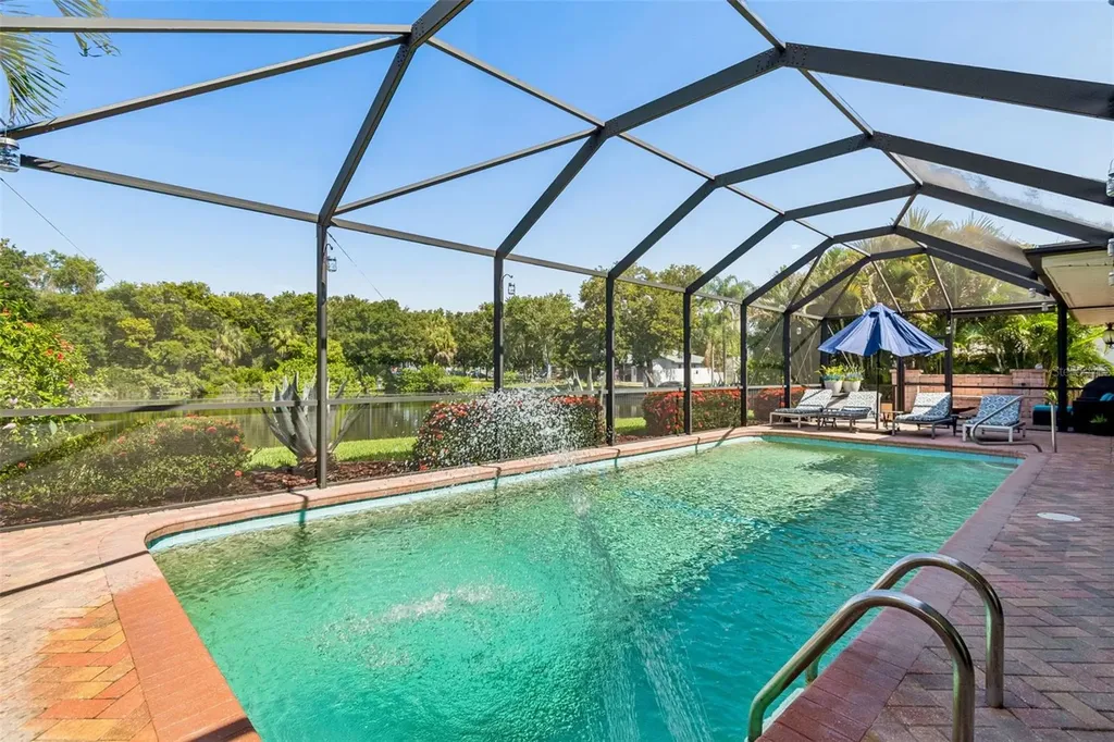 725 Del Oro Drive Safety Harbor FL 34695