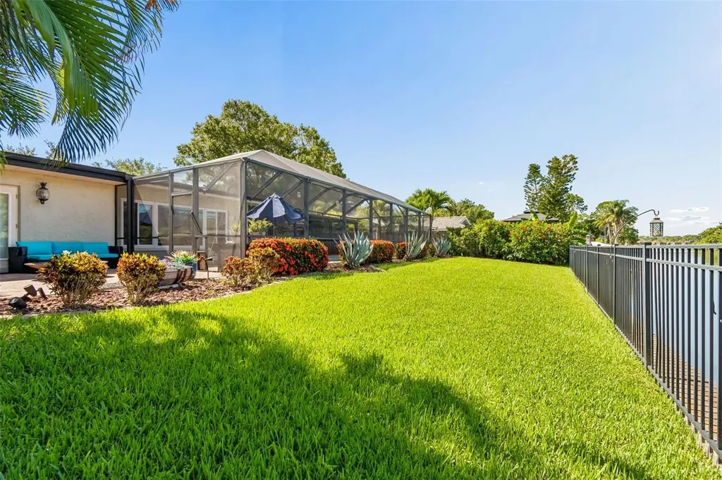 725 Del Oro Drive Safety Harbor FL 34695