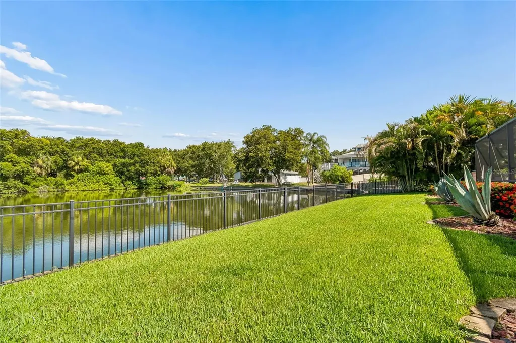 725 Del Oro Drive Safety Harbor FL 34695
