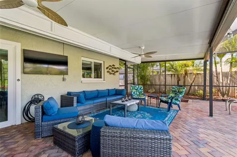 725 Del Oro Drive Safety Harbor FL 34695