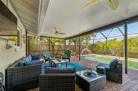 725 Del Oro Drive Safety Harbor FL 34695