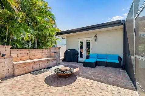 725 Del Oro Drive Safety Harbor FL 34695