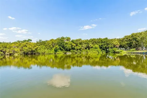 725 Del Oro Drive Safety Harbor FL 34695