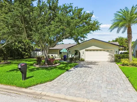 725 Del Oro Drive Safety Harbor FL 34695
