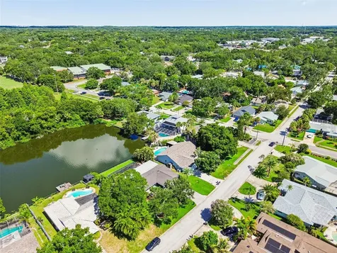 725 Del Oro Drive Safety Harbor FL 34695