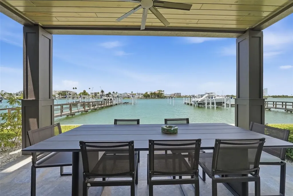 182 Brightwater Drive Clearwater Beach FL 33767