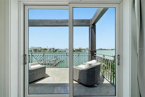 182 Brightwater Drive Clearwater Beach FL 33767