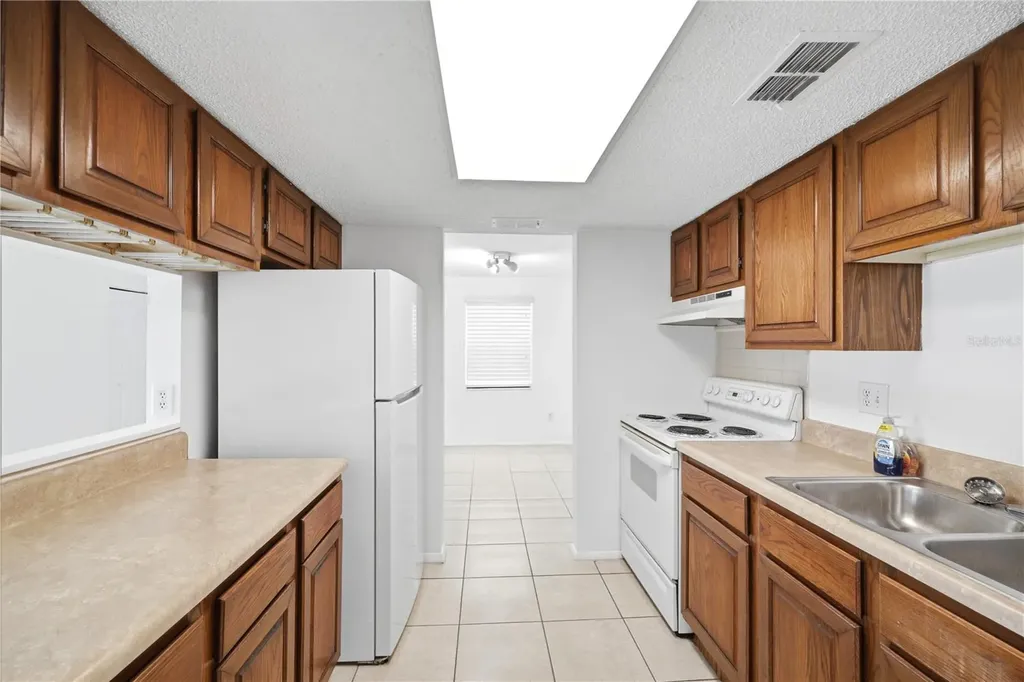 123 Loblolly Court Oldsmar FL 34677