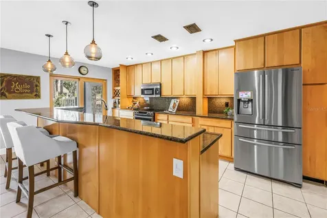 990 San Carlos Court NE St Petersburg FL 33702