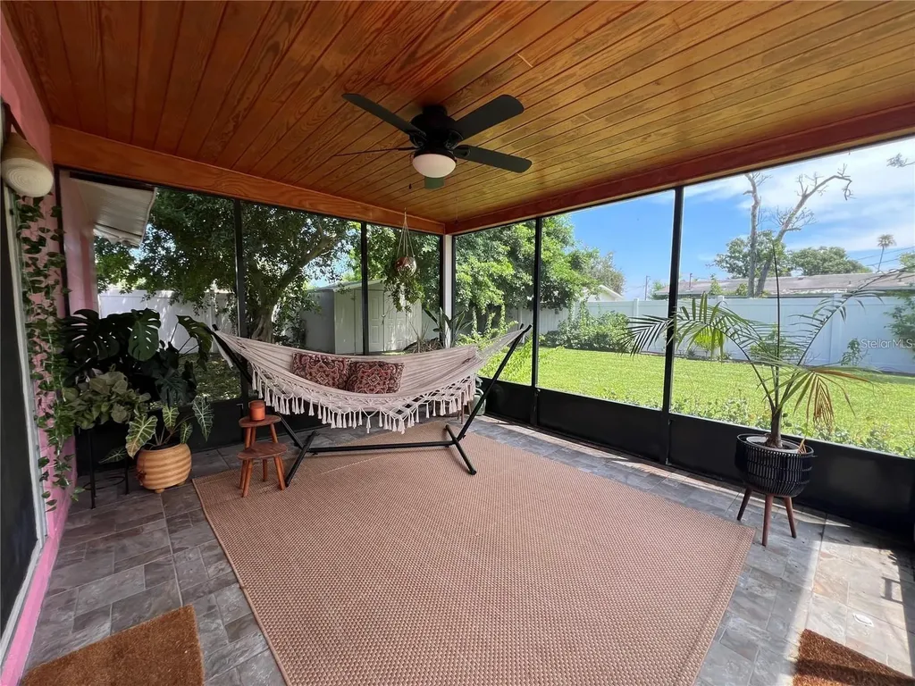 3748 Manatee Drive SE St Petersburg FL 33705