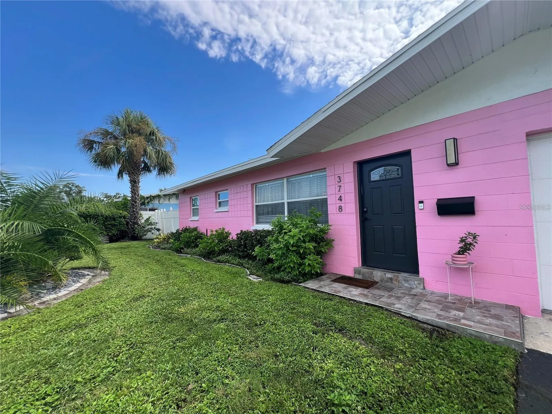 3748 Manatee Drive SE St Petersburg FL 33705