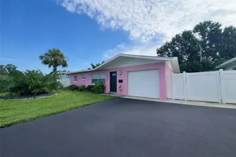 3748 Manatee Drive SE St Petersburg FL 33705