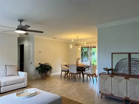 3748 Manatee Drive SE St Petersburg FL 33705