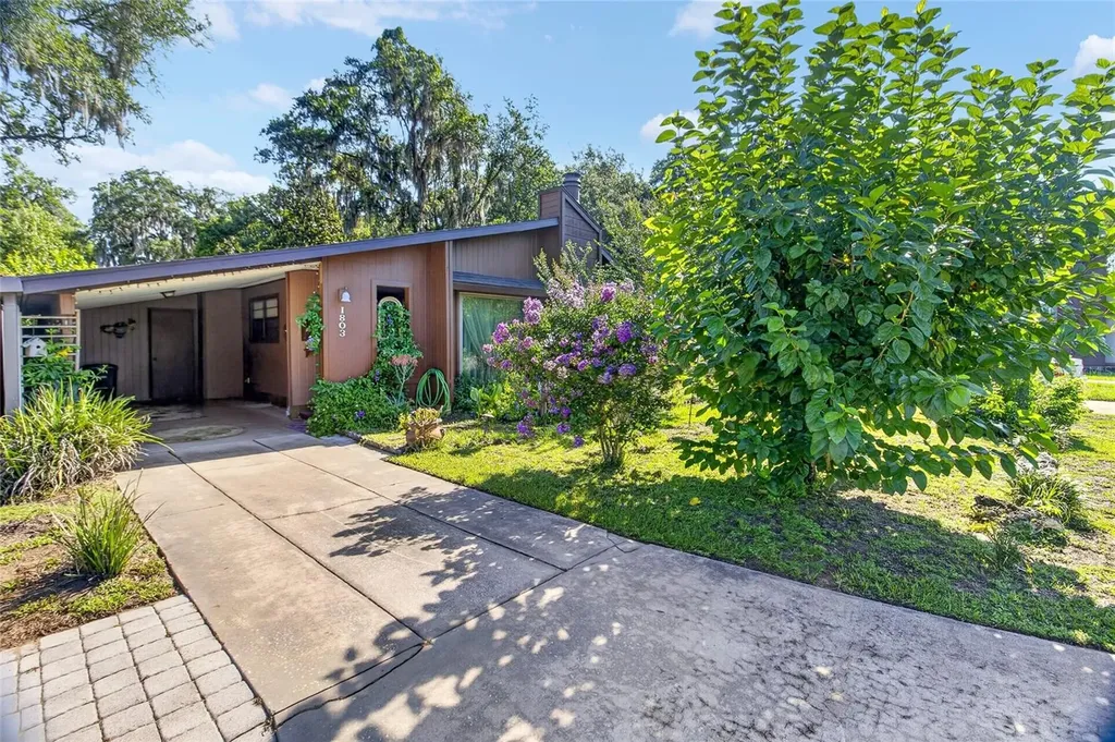 1803 SW 29th Terrace Ocala FL 34474