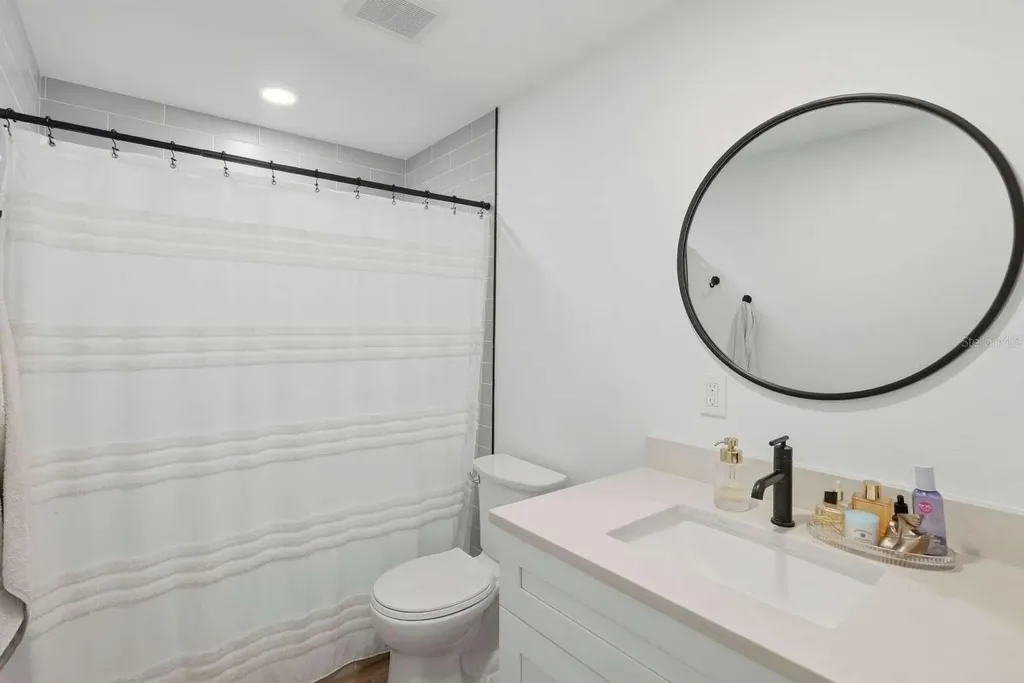 6301 S 86th Avenue N Pinellas Park FL 33782